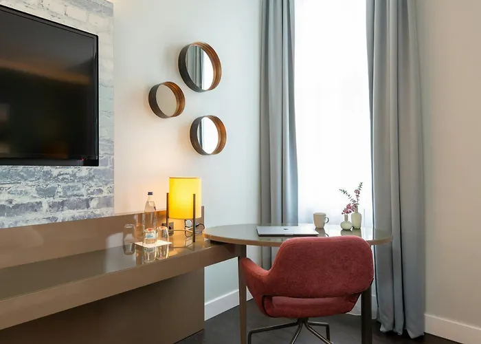 מלון Leonardo Royal Alexanderplatz 4*