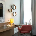 Hotel Leonardo Royal Alexanderplatz 4*