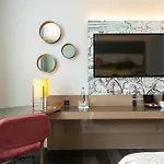 Hotel Leonardo Royal Alexanderplatz 4*