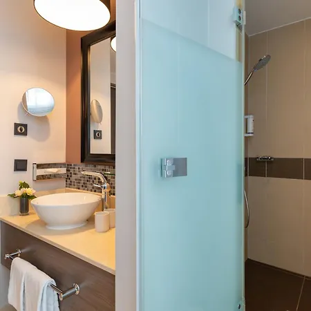 Leonardo Royal Alexanderplatz Hotel 4*