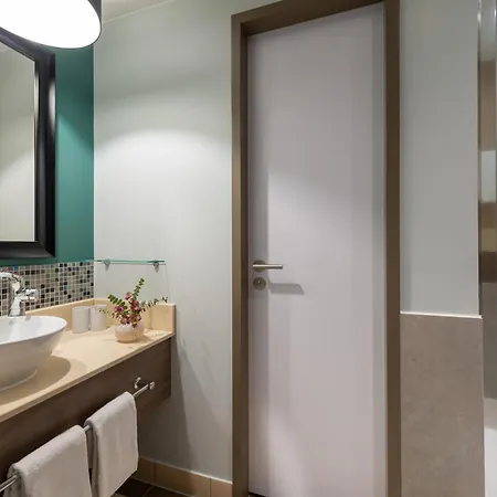 Ξενοδοχείο Leonardo Royal Alexanderplatz 4*