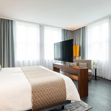 Leonardo Royal Alexanderplatz 4* Berlin
