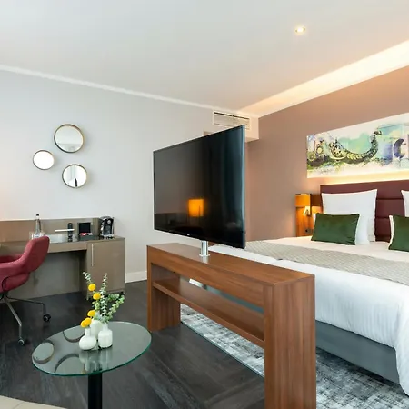 Leonardo Royal Alexanderplatz מלון 4*
