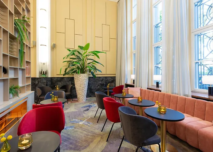 Leonardo Royal Alexanderplatz 4*