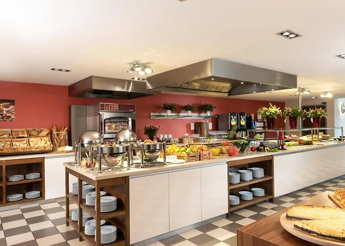 Leonardo Royal Alexanderplatz Hotel 4*