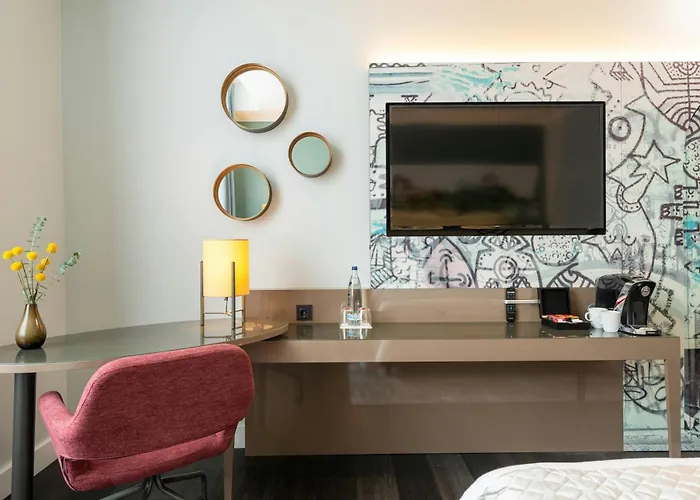 Hotel Leonardo Royal Alexanderplatz 4*