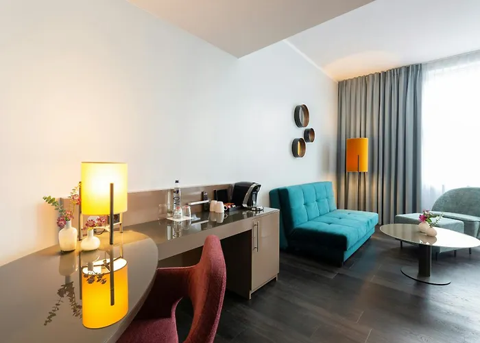 Leonardo Royal Alexanderplatz 4*