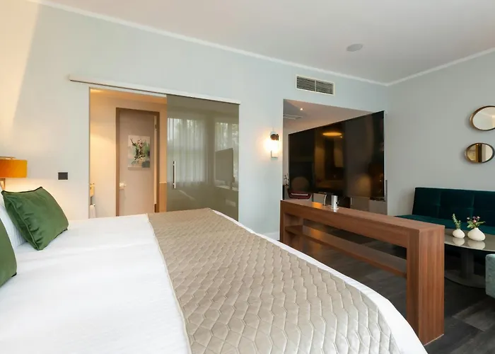 Leonardo Royal Alexanderplatz Отель 4*